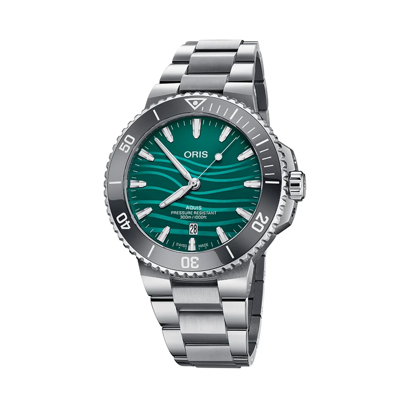 Aquis Date Yangtze Jiangtun Limited Edition 43.5mm - Blue-Green Mother of Pearl on Bracelet