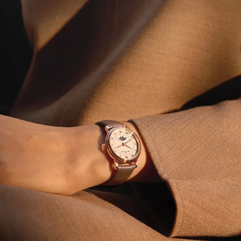 Villeret Calendar Moonphase Red Gold 29.2mm - Opaline Ivory on Leather Strap