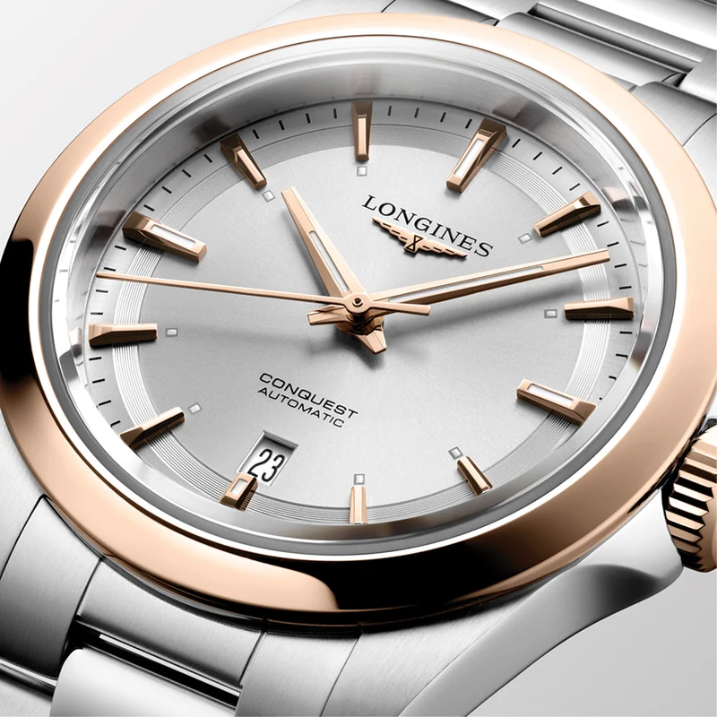 Conquest 30mm - Silver w/ Pink Gold Bezel on Bracelet