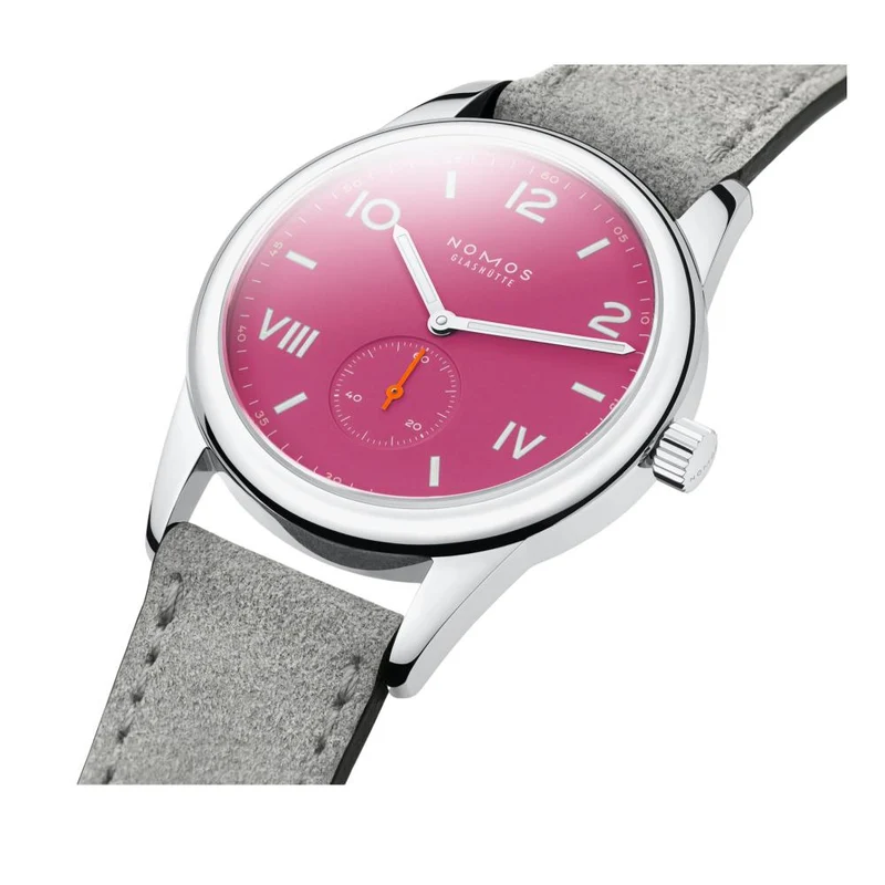 Club Campus 38mm - Deep Pink on Leather Strap