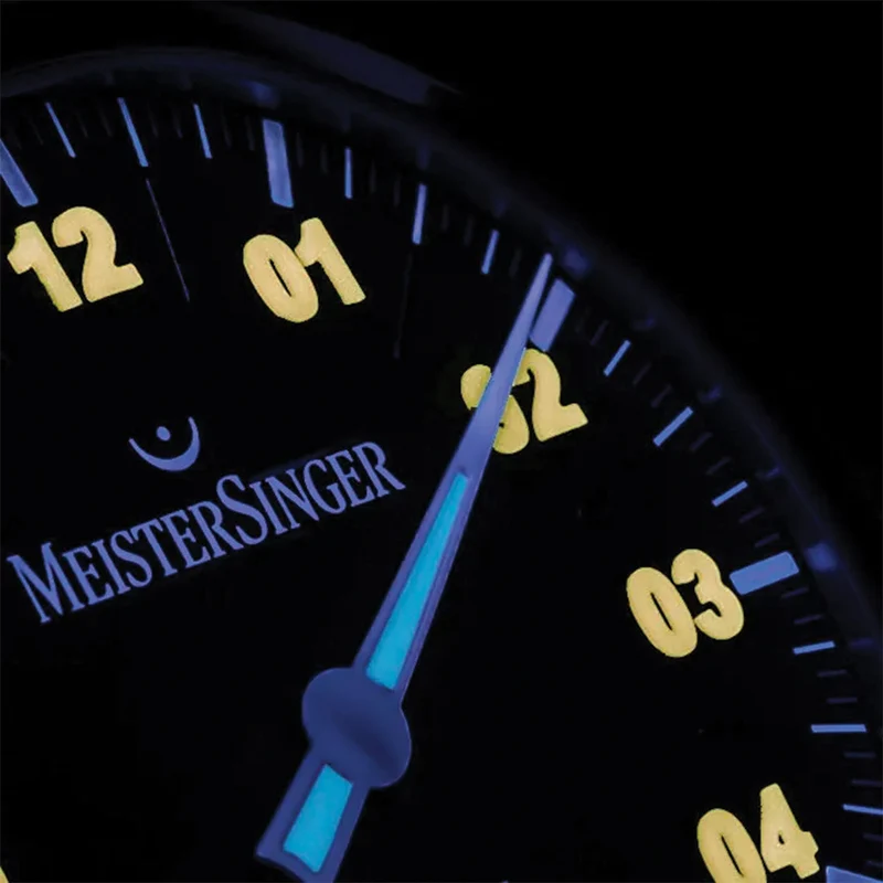 Unomat Automatic 43mm - Black on Rubber Strap