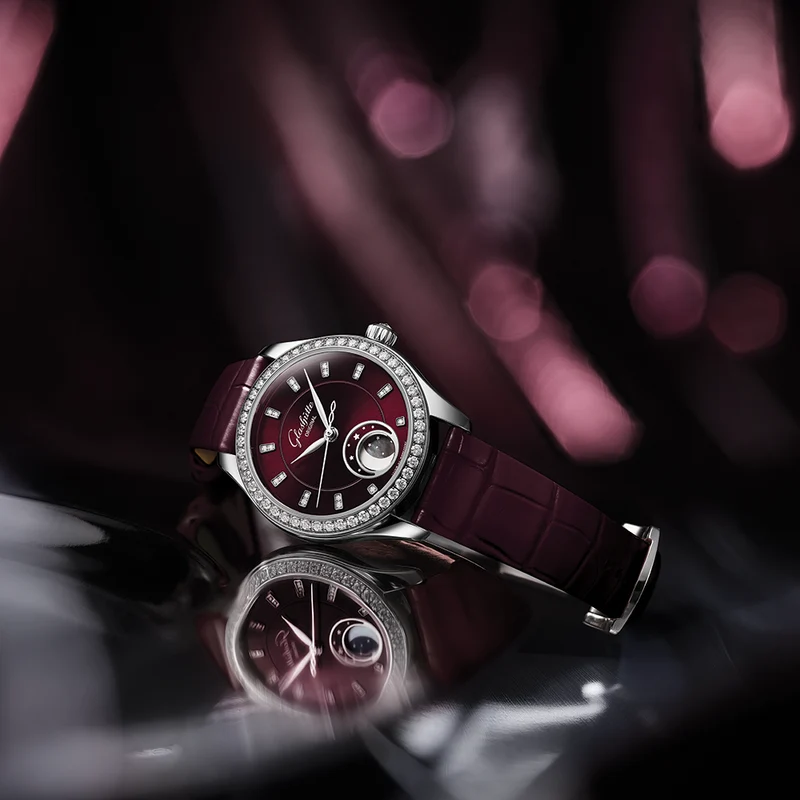 Serenade Luna "Purple Velvet" with Diamonds 32.5mm - Purple on Leather Strap