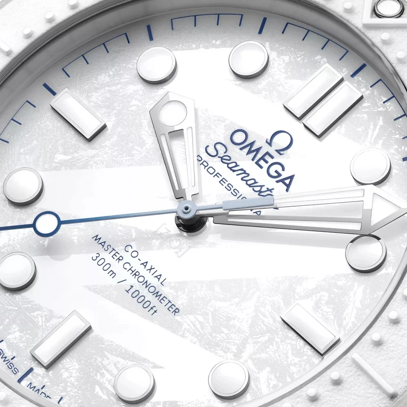 Seamaster Diver 300M Milano Cortina 2026 43.5mm - White on Rubber Strap