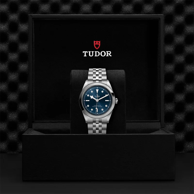 Black Bay One 41mm - Blue, Diamond-Set on Bracelet