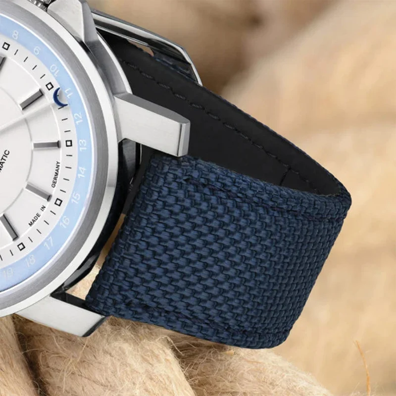 29er Big Pointer Date Automatic 42.4mm - White on Blue Canvas Strap