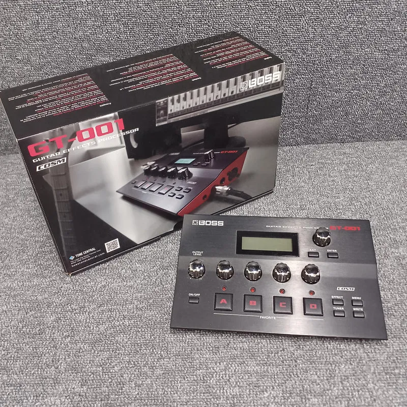 BOSS Multi-Effektgerät GT-001