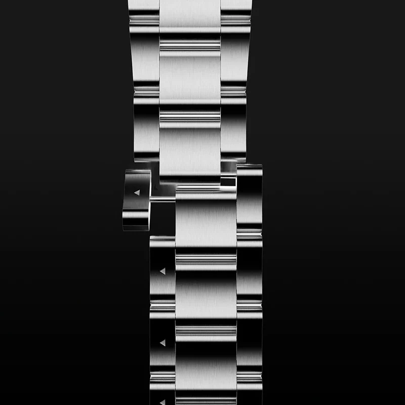 Atelier GMT24 M1a 40mm - Black on Bracelet
