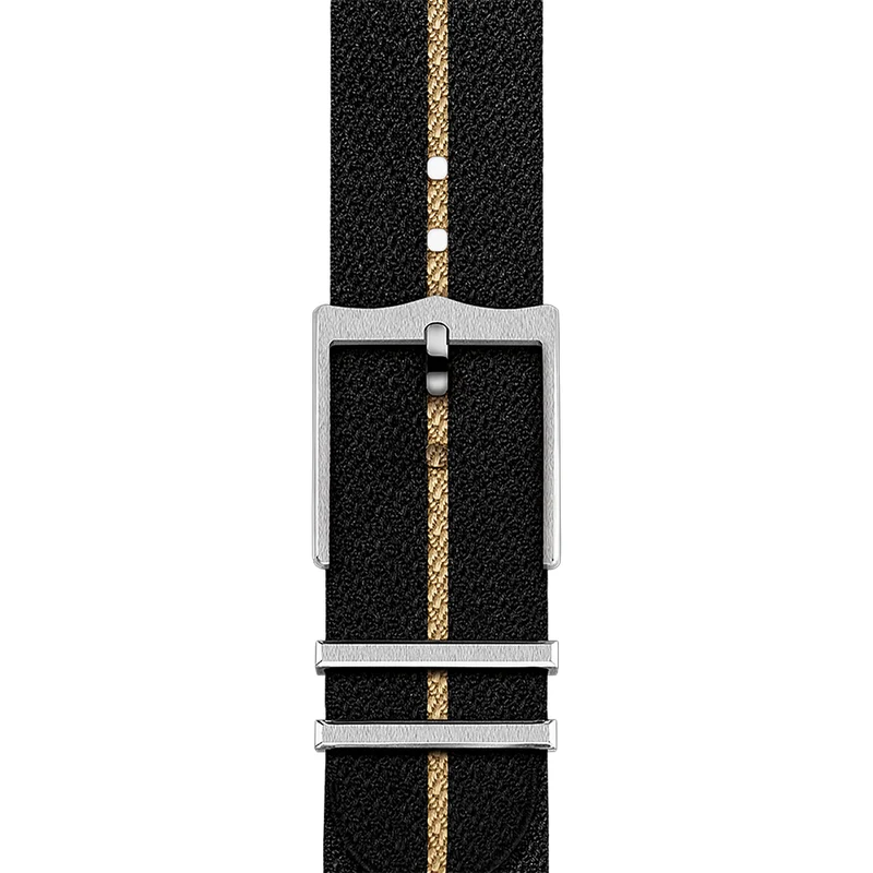 Black Bay GMT S&G Yellow-Gold Two-Tone 41mm - Black on Fabric Strap