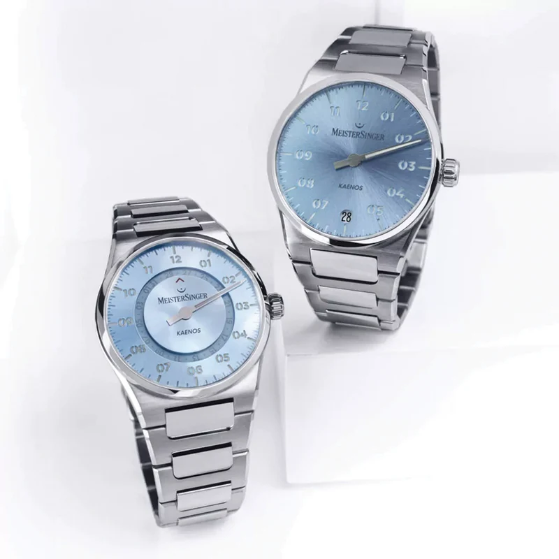 Kaenos 40mm - Ice Blue on Bracelet