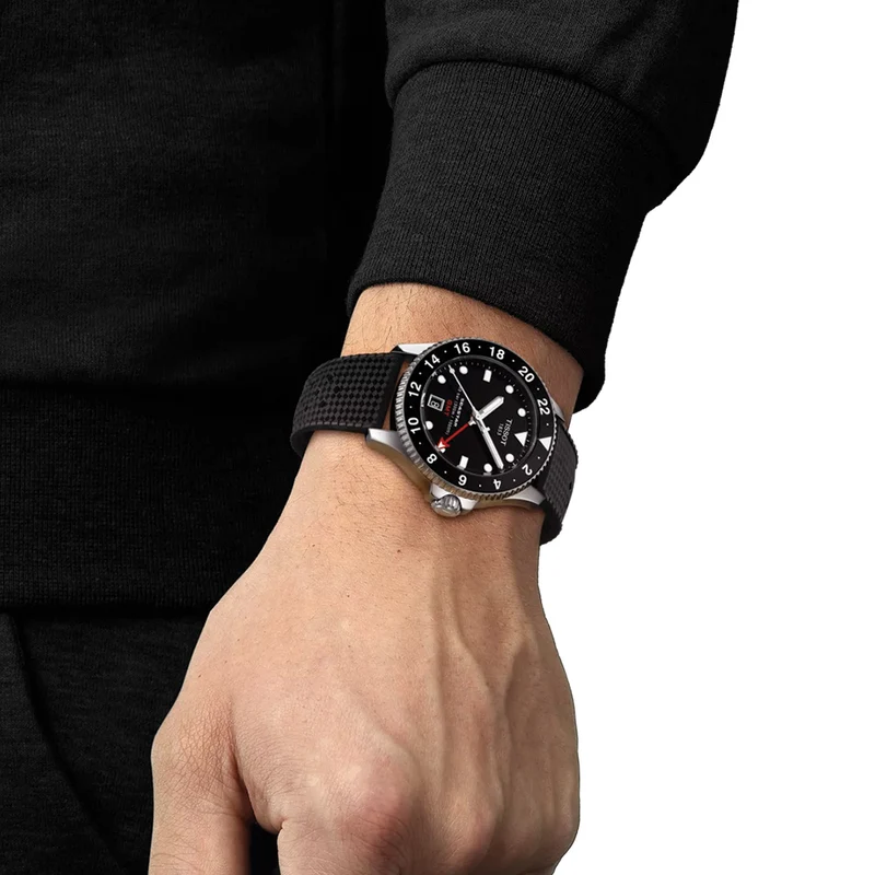 Seastar 1000 GMT Quartz 40mm - Black on Rubber Strap