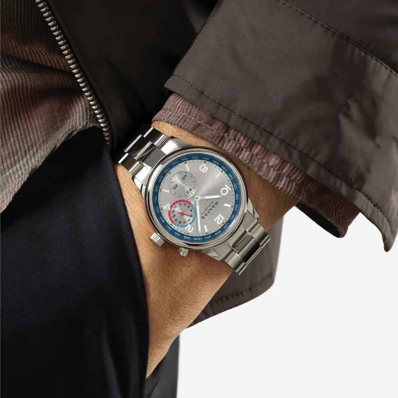 Club Sport Neomatik Worldtimer 40mm - Silver and Blue on Bracelet