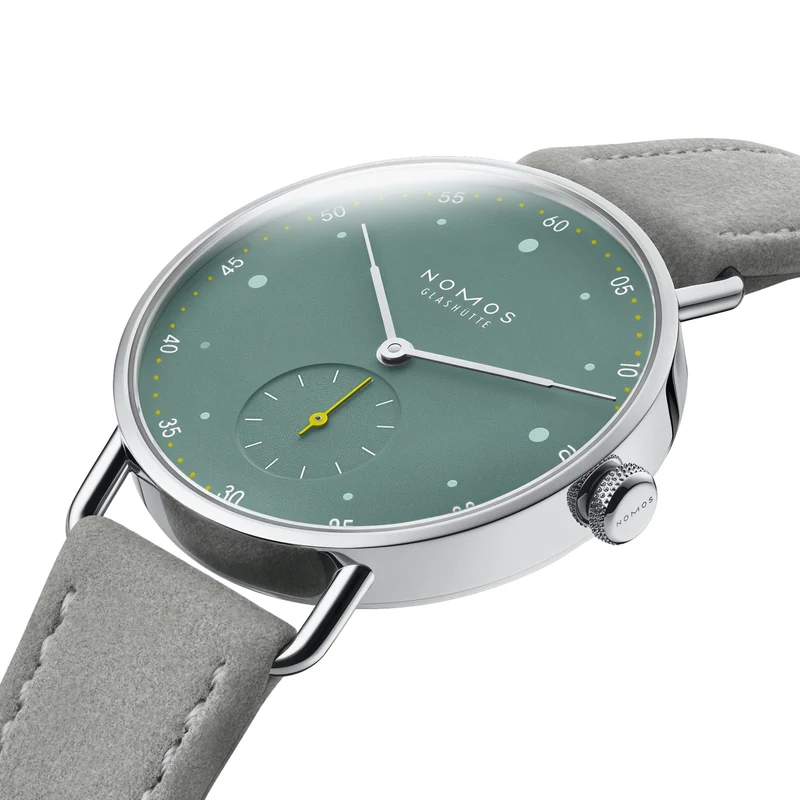 Metro Sapphire Back 33m - Sage Green on Strap