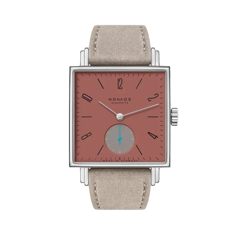 Tetra Terra Sapphire Back 29.5mm - Terracotta Red on Strap