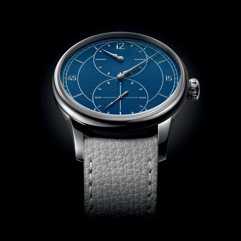 Le Régulateur Gravé Bleu 39mm - Blue on Leather Strap