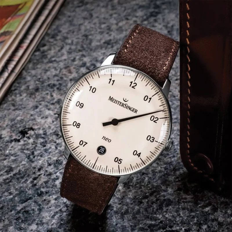 Neo Automatic 36mm - Ivory on Cordovan Leather Strap