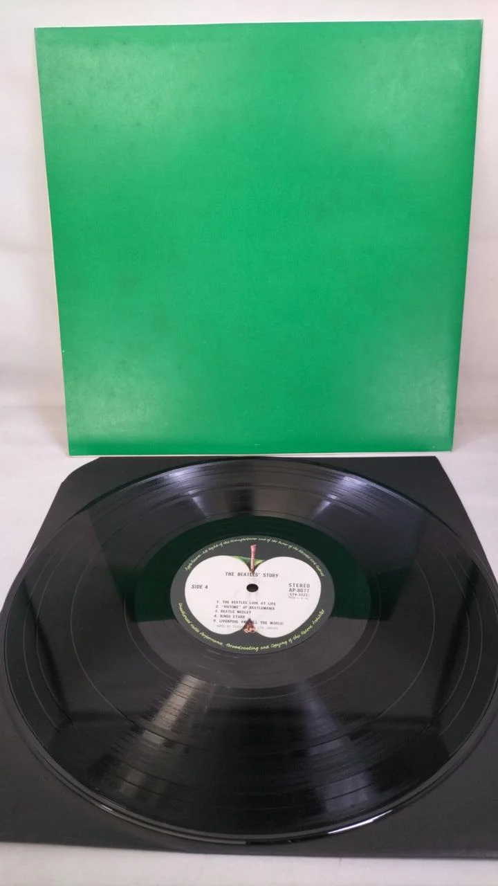 APPLE Record The Beatles / The Beatles Story