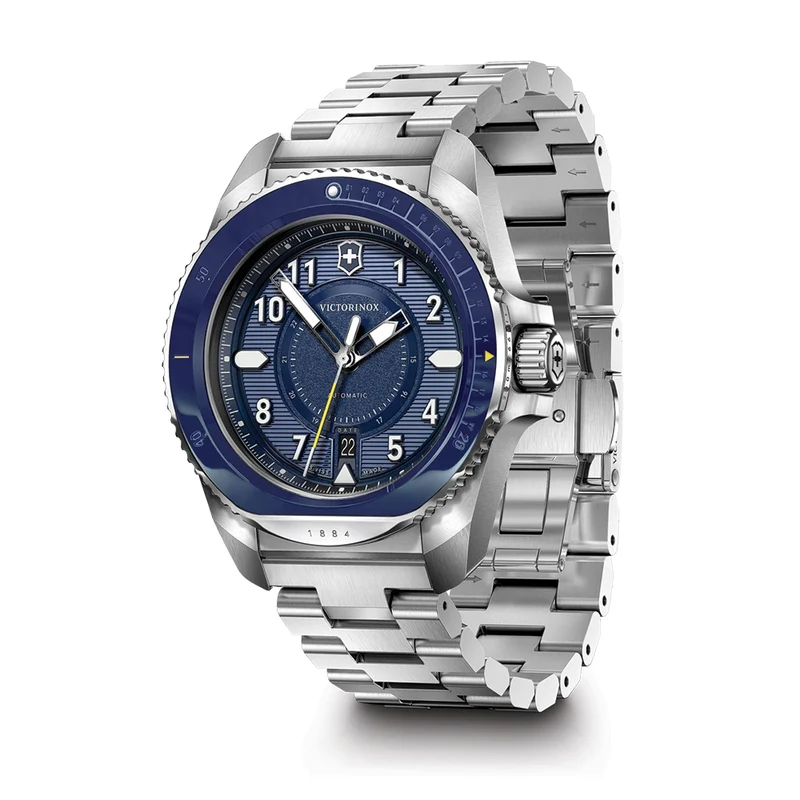 Journey 1884 43mm - Blue on Bracelet