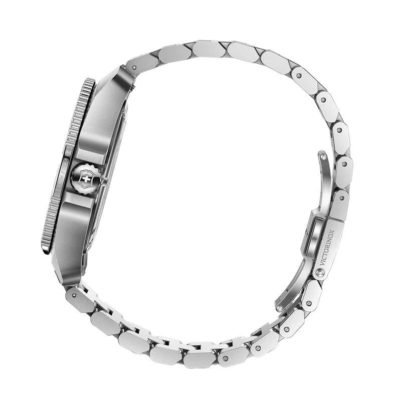 Journey 1884 Quartz 43mm - Blue on Bracelet