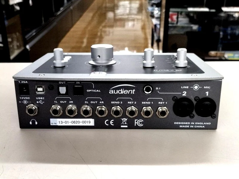 AUDIENT Audio-Interface ID22