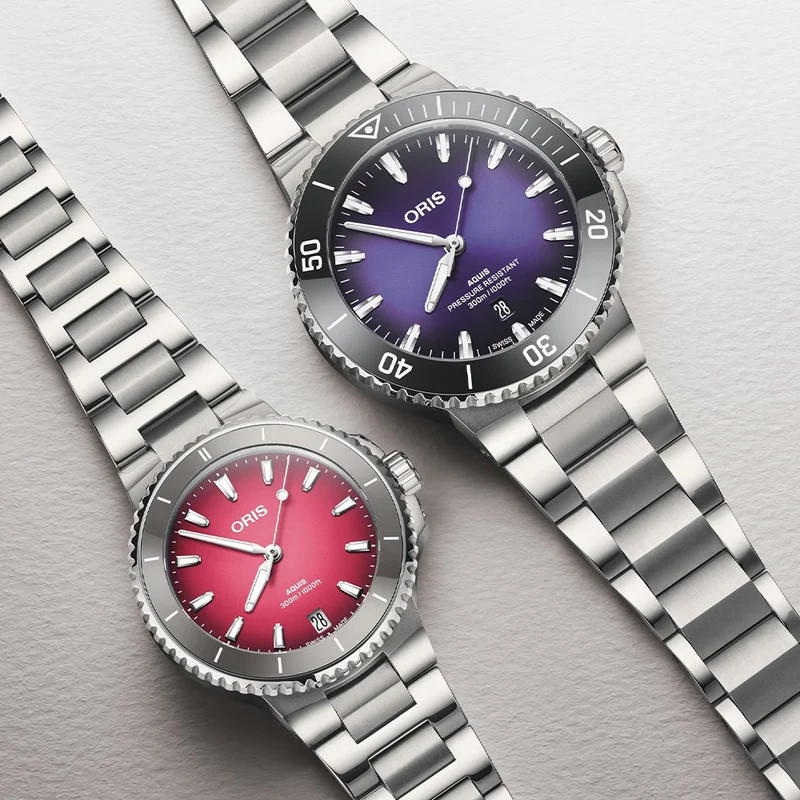 Aquis Date Tungsten Bezel "Berries" Edition 43.5mm - Purple on Bracelet