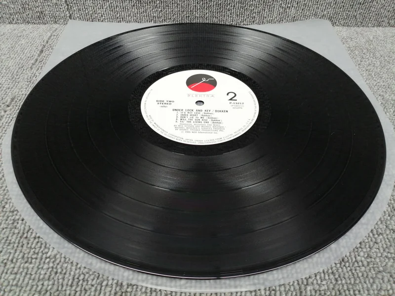 ELEKTRA Analog Record DOKKEN/UNTER VERRIEGELUNG