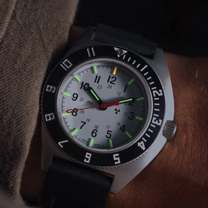 SSNAV No Date Arctic Edition 41mm - White on Rubber Strap