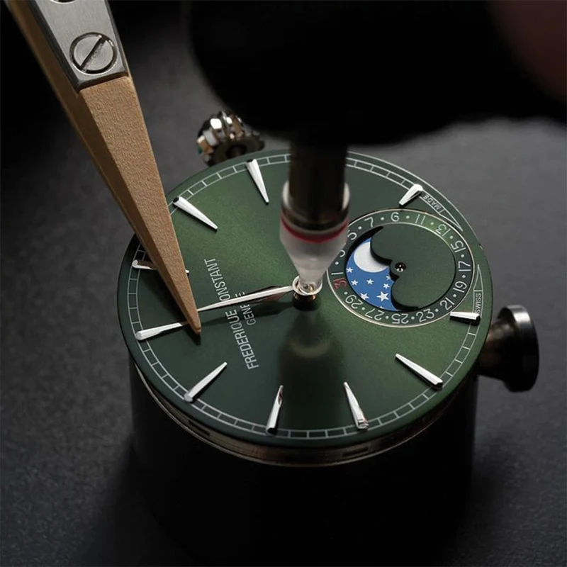 Manufacture Classic Moonphase Date Automatic 40mm - Green on Leather Strap
