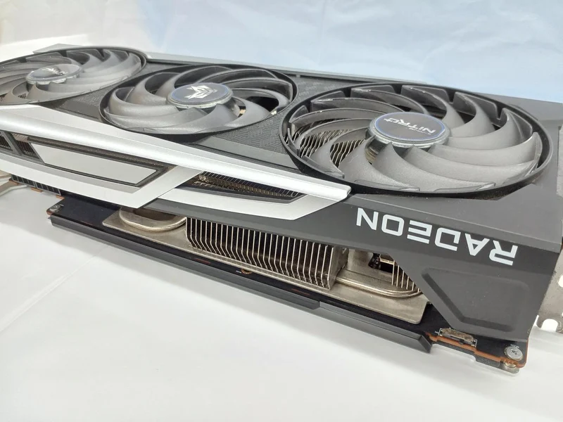 SAPPHIRE Grafikkarte: RX 6800 XT SE GAMING OC 16GB G