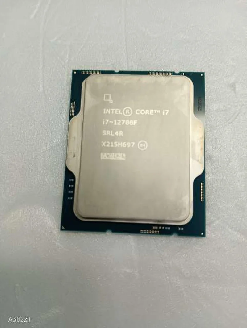 Intel Core i7-12700F
