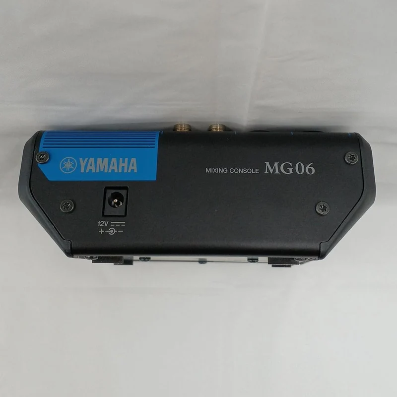 YAMAHA Mixer MG06