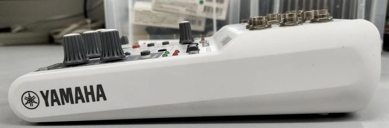 YAMAHA Mixer AG03MK2