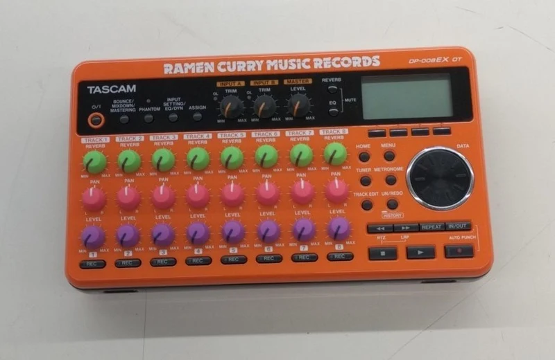 TASCAM Tamio Okuda Artist Signature Modell DP-008EX-OT