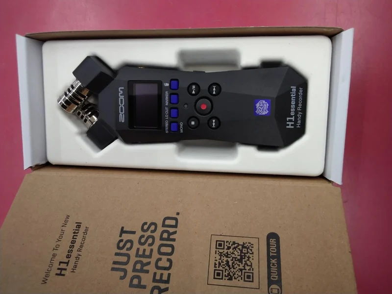 ZOOM Recorder H1 ESSENTIAL