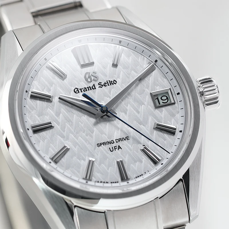 SLGB003 Evolution 9 Spring Drive UFA HI-Ti 37mm - Blue on Bracelet