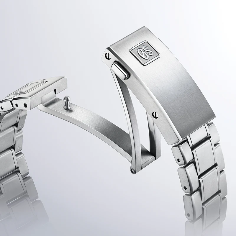 SLGB003 Evolution 9 Spring Drive UFA HI-Ti 37mm - Blue on Bracelet