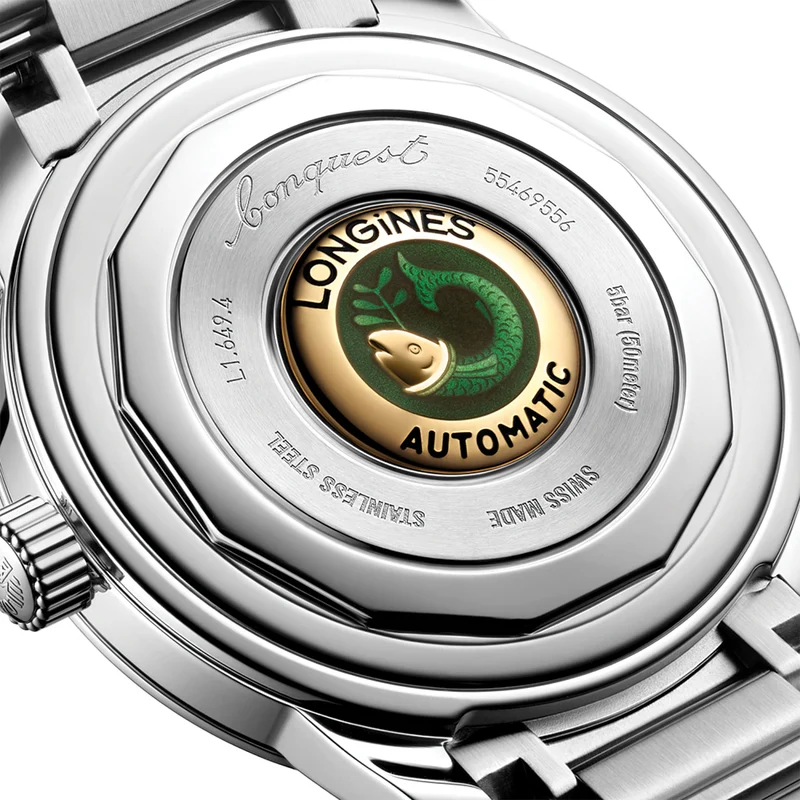 Conquest Heritage 38mm - Black on Bracelet