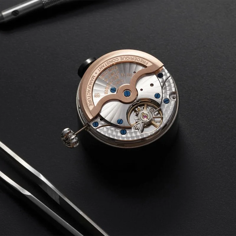 Manufacture Classic Moonphase Date Automatic 40mm - Silver on Leather Strap