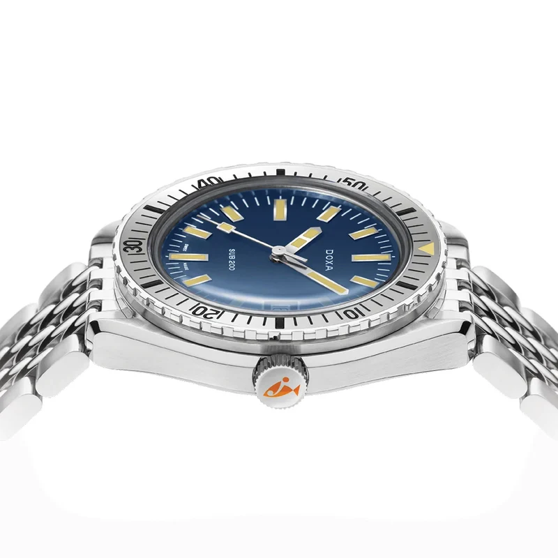 SUB 200 Caribbean 42mm - Blue on Bracelet