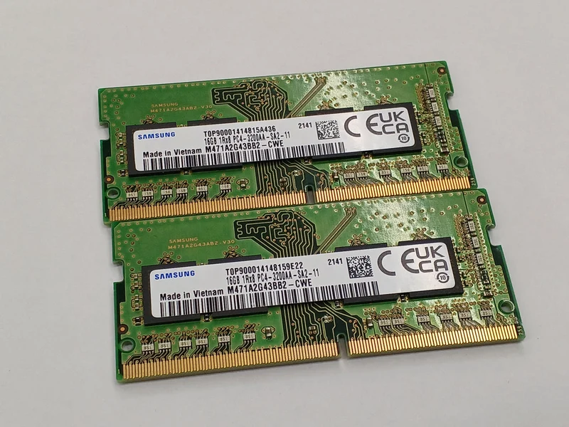 SAMSUNG PC4-25600/16GB/2 Sticks M471A2G43BB2-CWE