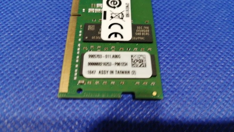 KINGSTON DDR4-Speicher KVR26S19D8/16