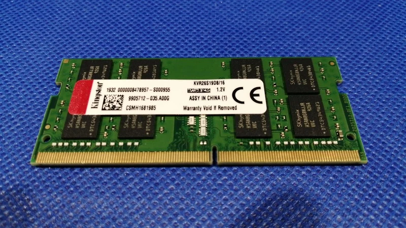 KINGSTON DDR4-Speicher KVR26S19D8/16