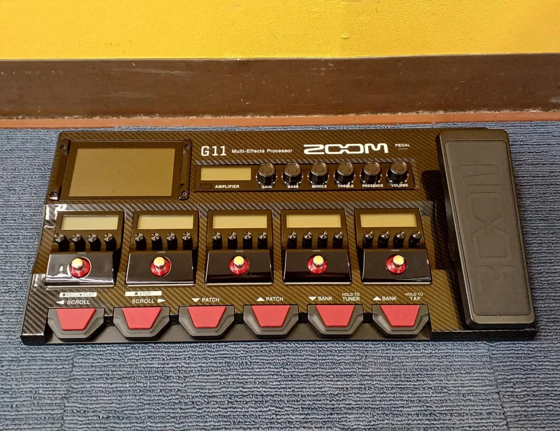 ZOOM Multi-Effekte G11