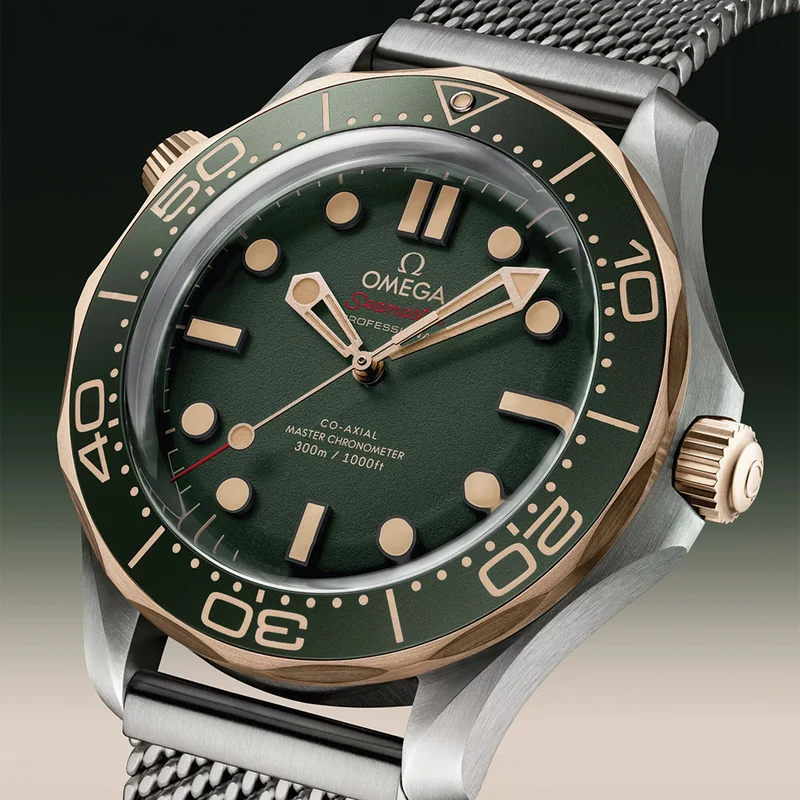 Seamaster Diver 300M Titanium and Bronze Gold 42mm - Green on Bracelet