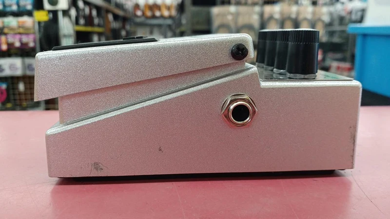 BOSS Effektpedal FB-2