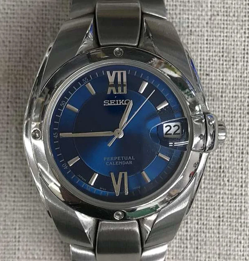 SEIKO (Delikatware) Quarzarmbanduhr 8F32-005A