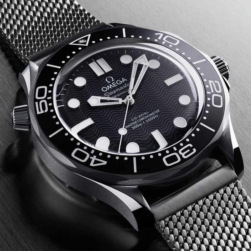 Seamaster Diver 300M Aluminum Bezel 42mm - Black on Bracelet
