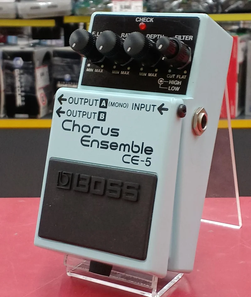 BOSS Chorus CE-5