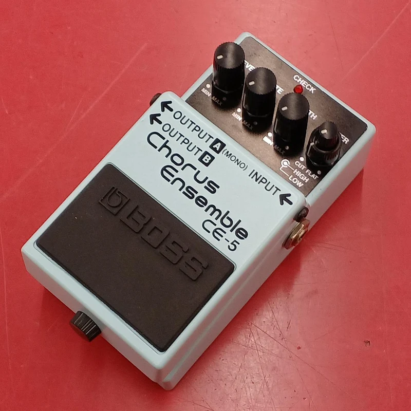 BOSS Chorus CE-5