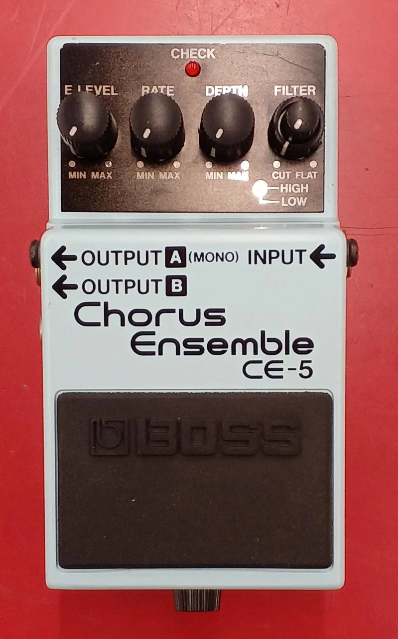 BOSS Chorus CE-5