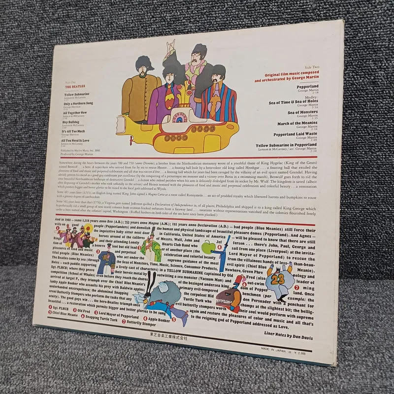 Toshiba THE BEATLES - YELLOW SUBMARINE AP-8610